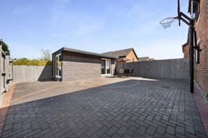 Photo 36- click for photo gallery